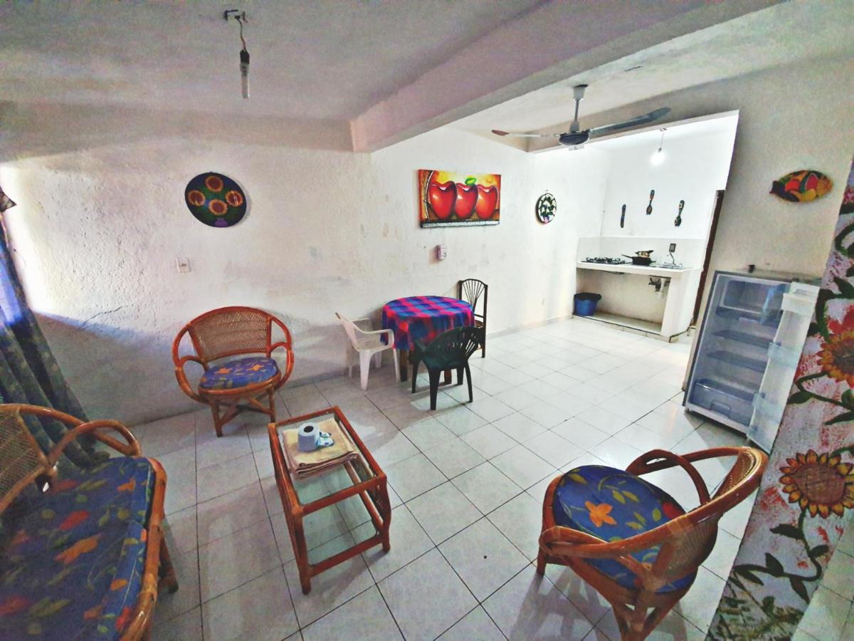 Hotel Amueblados Gaby Zihuatanejo Dış mekan fotoğraf